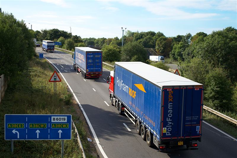 Lorries on a UK A-road